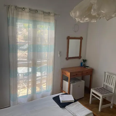 Nefeli Penzion 3*